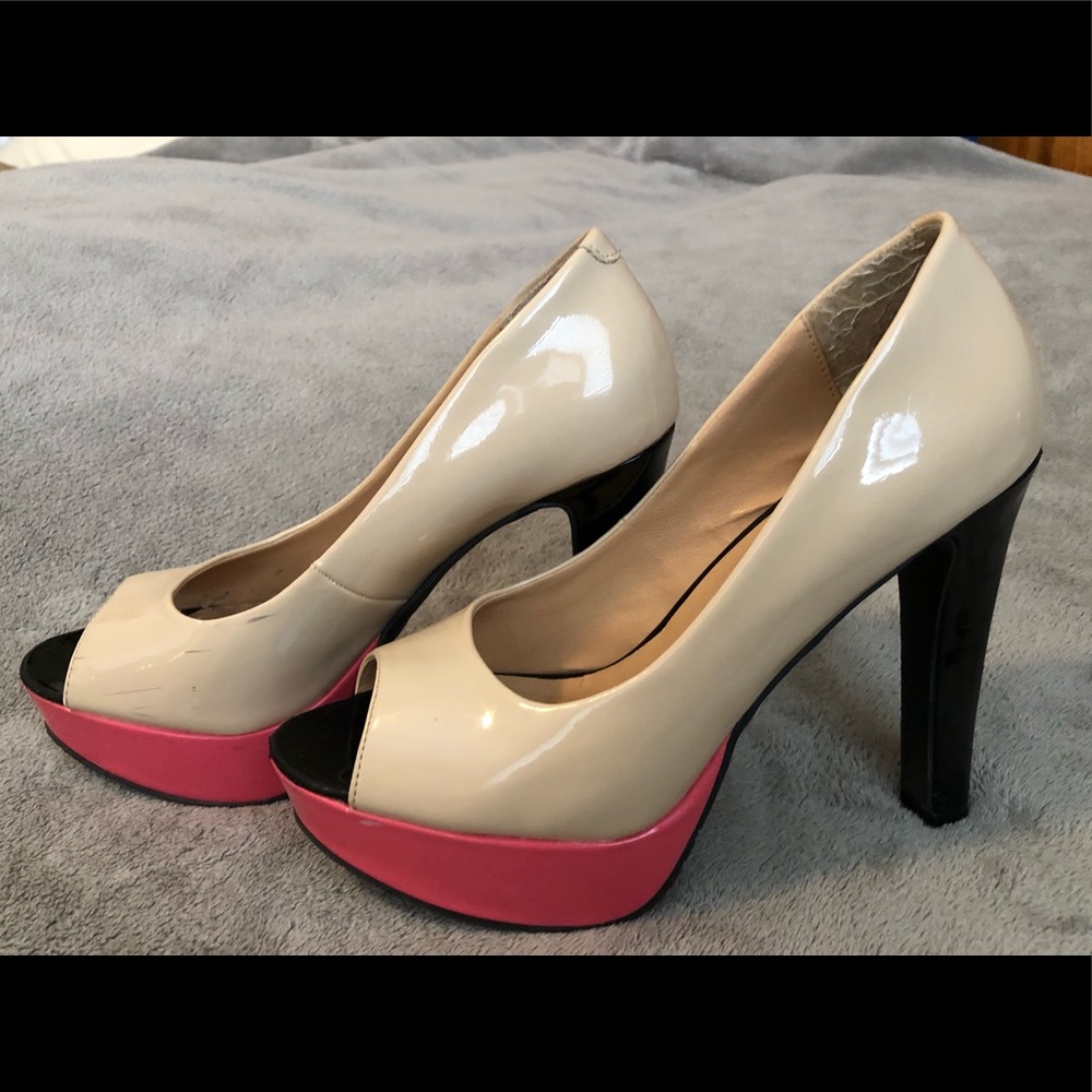 Candie’s beige heels